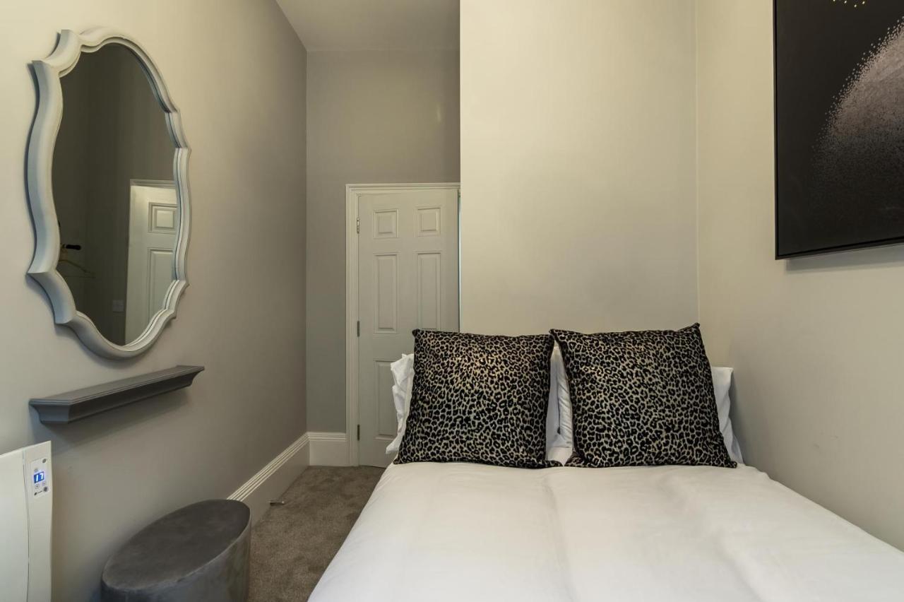 Pieces Of Eight - 2 Bedroom Apartment - Tenby - المظهر الخارجي الصورة